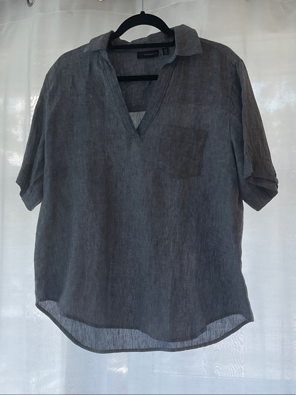 Rafaella Charcoal Short-Sleeve V-Neck Button-Down Shirt